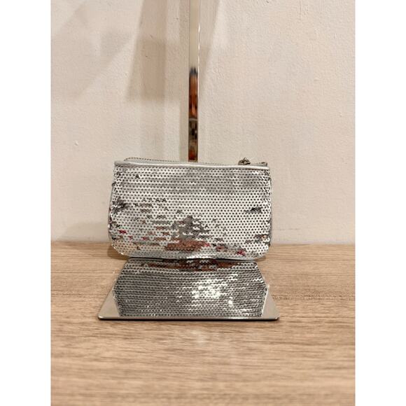 NWT Michael Kors Embellished Sequin Zipper Coin Purse Metallic Silver - Picture 5 of 11